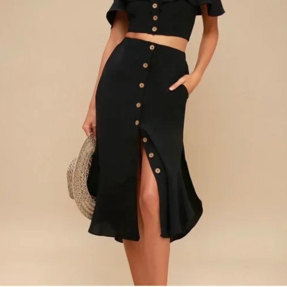 Lulu’s Midi skirt